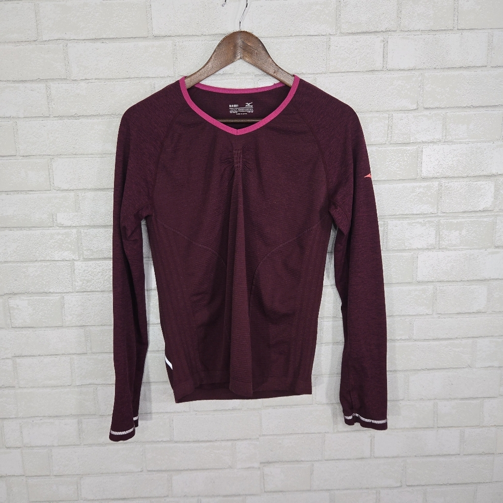 Mizuno long‎ sleeve athletic top